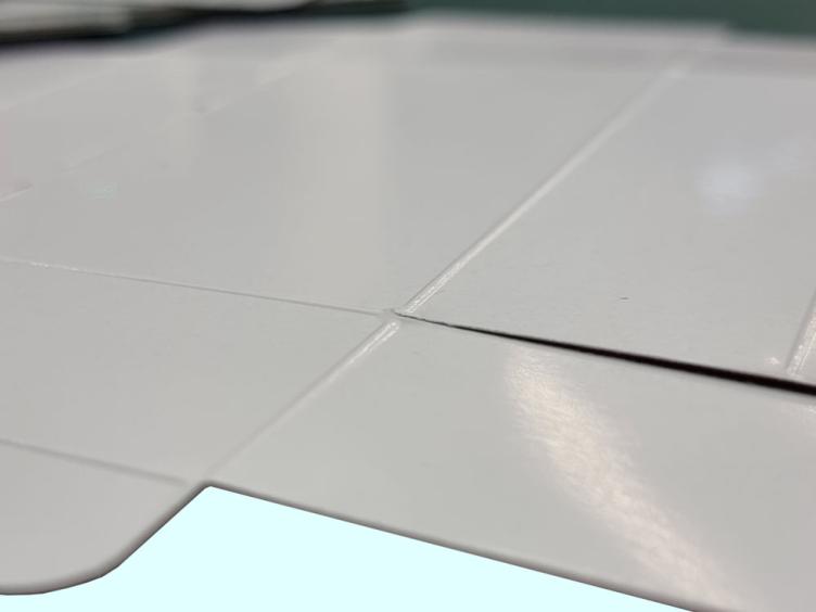 AeroDieCut vollautomatische Flachbettstanze 